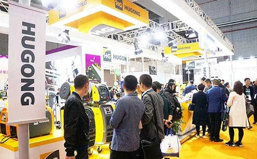 第二届进博会hg8868皇冠国际意大利CEA展位数字化焊机很受欢迎 第二届进博会hg8868皇冠国际意大利CEA展位数字化焊机很受欢迎